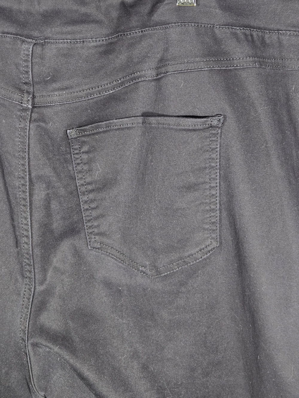 SoundStyle Lucy Pull-On Skimmer Capri Pants Women’s 1X Black Stretch - Picture 3 of 7